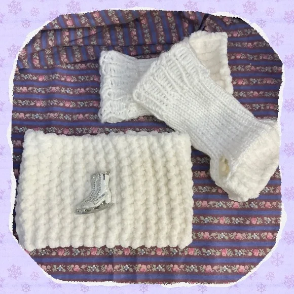 White Handmade Headband and Fingerless Gloves Set • NEW - Picture 1 of 3